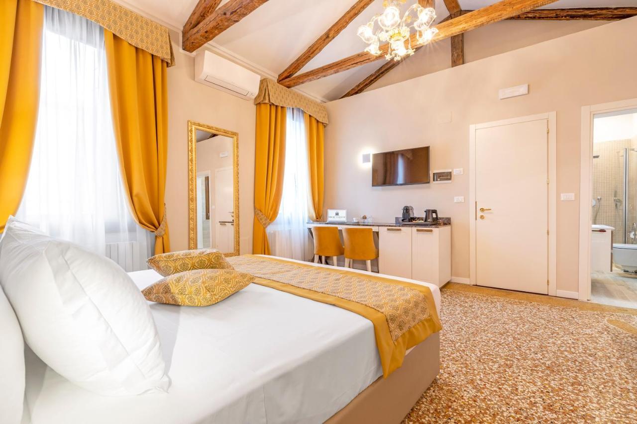 Residenza La Duchessa Deluxe Rooms Венеция Экстерьер фото