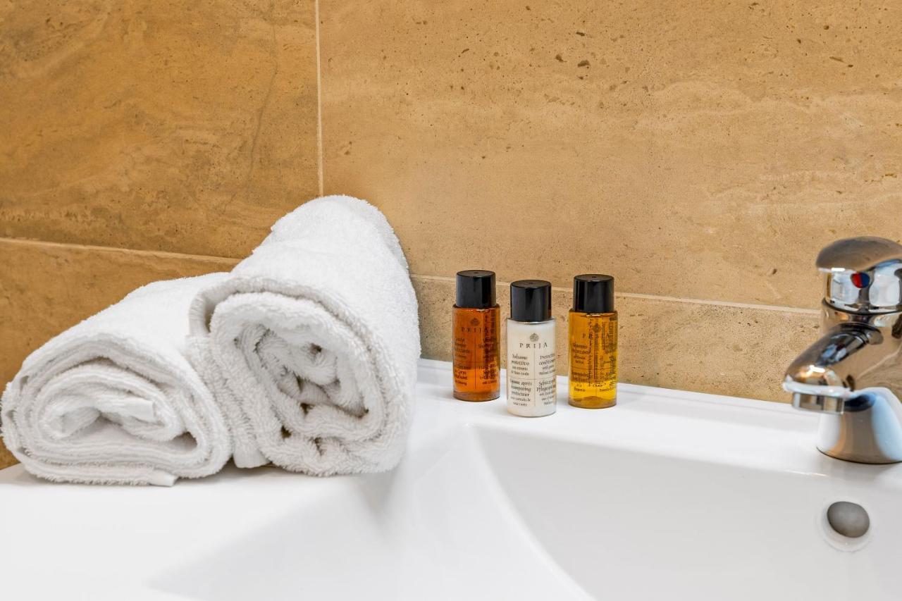 Residenza La Duchessa Deluxe Rooms Венеция Экстерьер фото