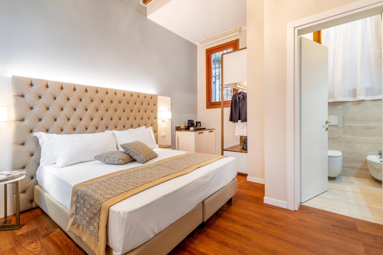 Residenza La Duchessa Deluxe Rooms Венеция Экстерьер фото
