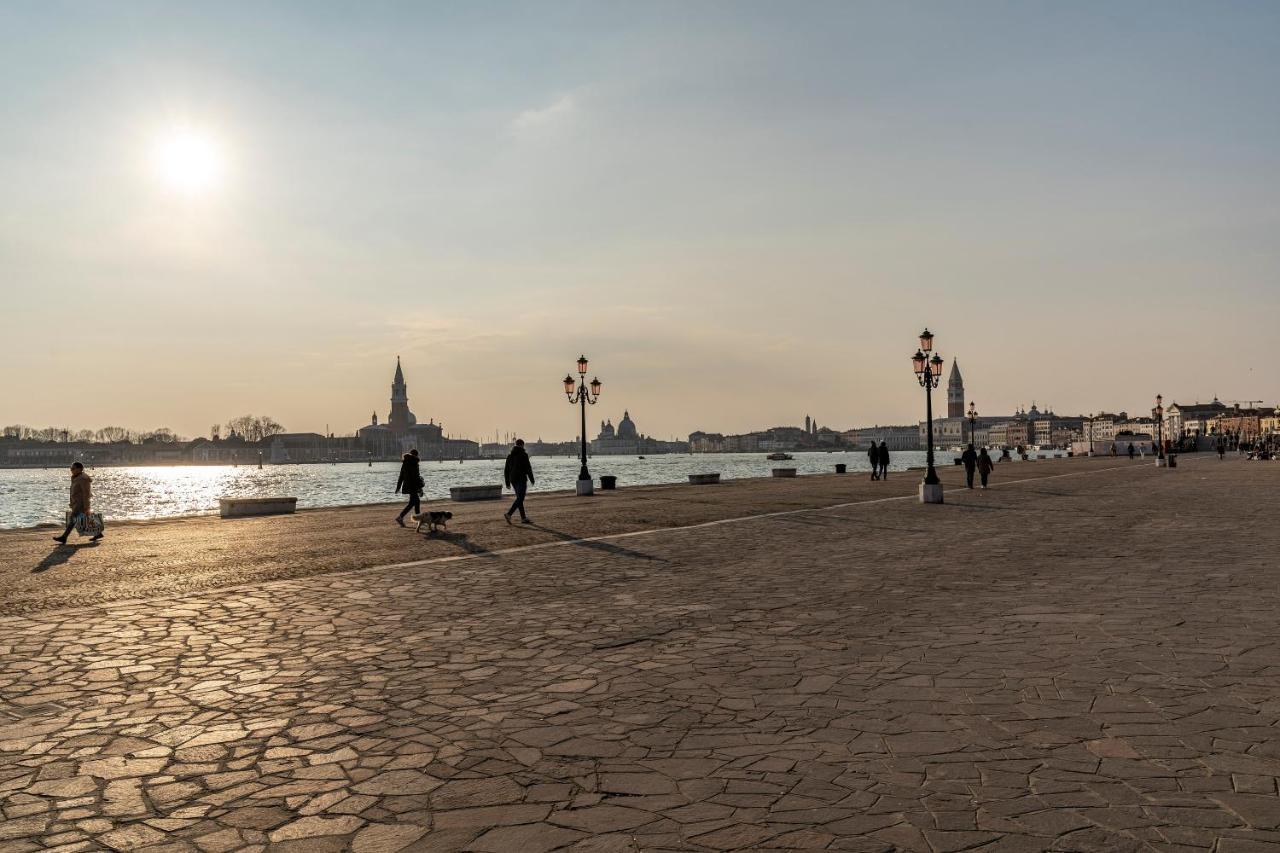 Residenza La Duchessa Deluxe Rooms Венеция Экстерьер фото